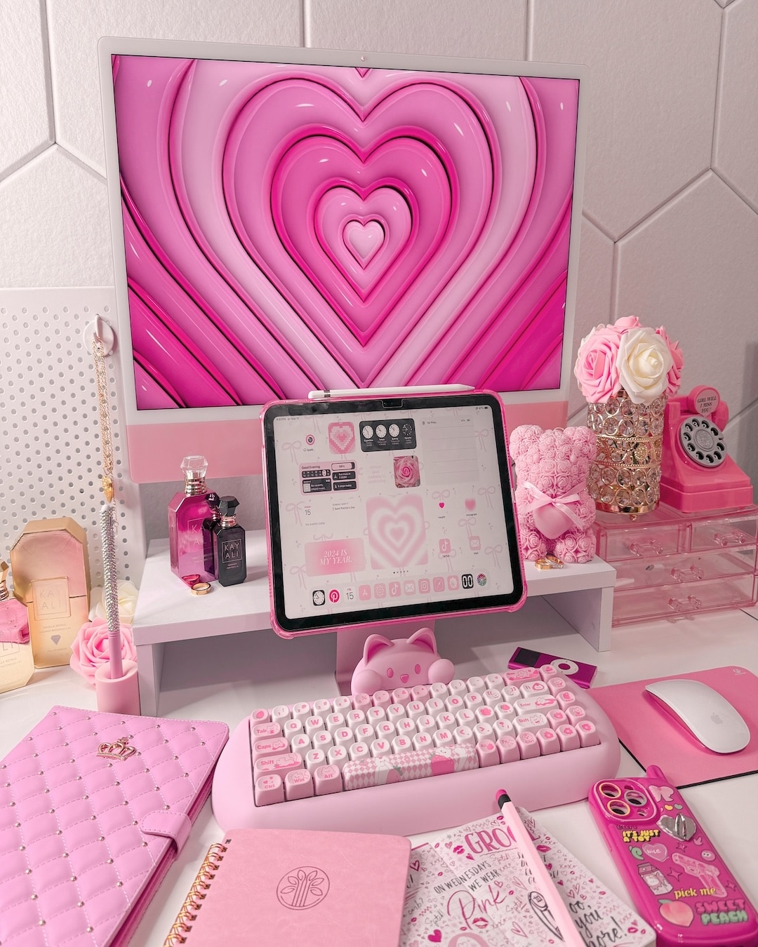 aesthetic pink laptop setup