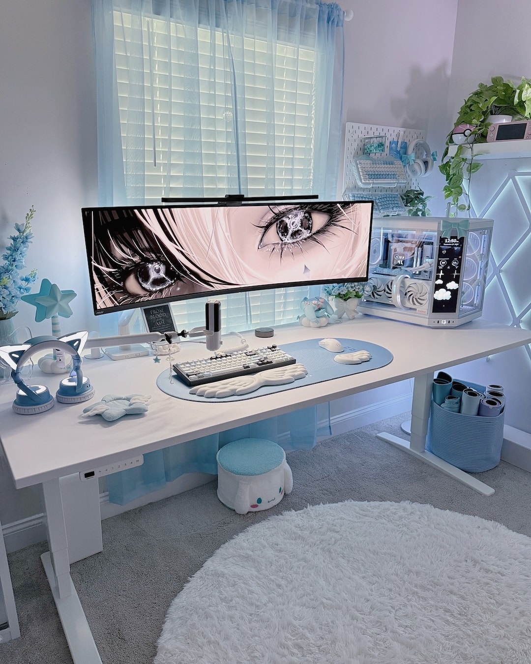 blue aesthetic clean desktop setup