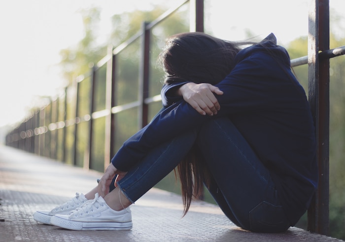 teen struggling with mental health